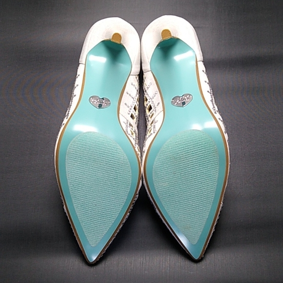 NWOT Blue by Betsey Johnson Women's Sb-Mella Pump - Picture 4 of 9
